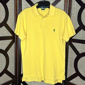 Ralph Lauren men’s Gold Polo shirt with small green pony logo size Medium